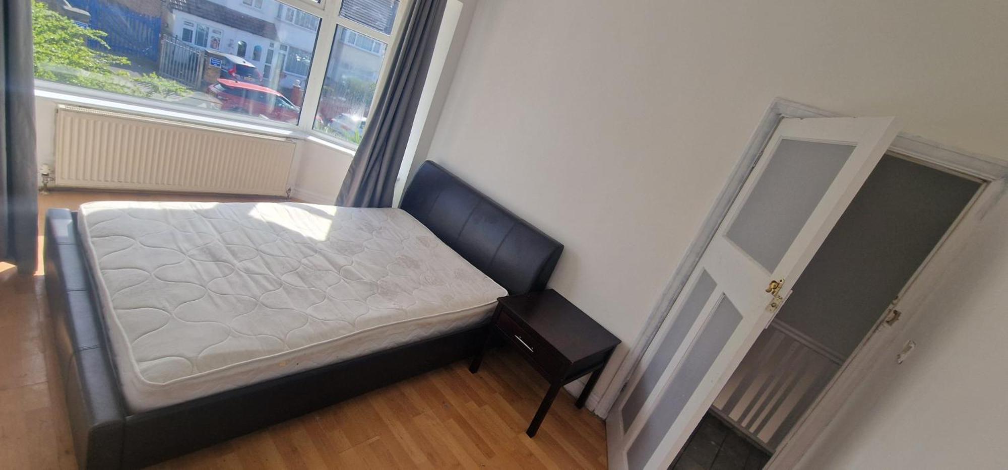 Ritz Place 3 Northolt  Eksteriør bilde